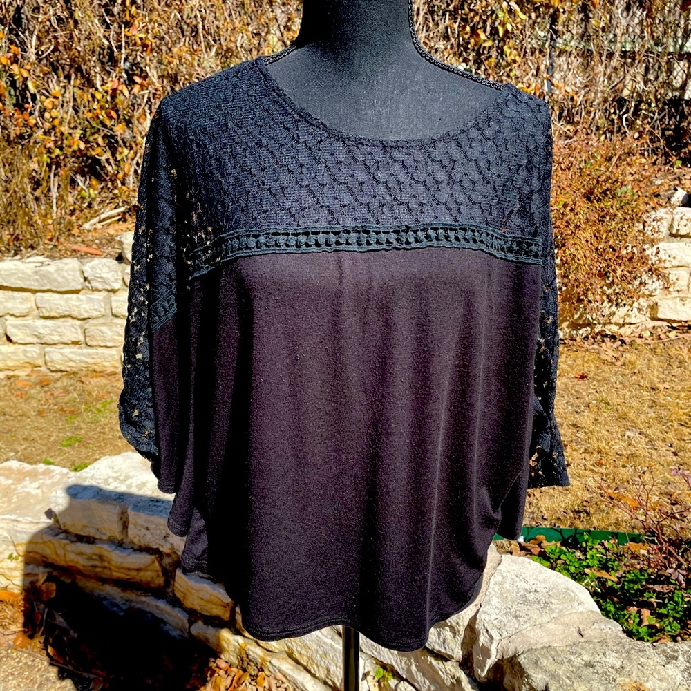 Women’s black Blouse